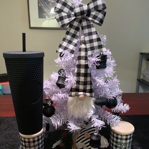 Starbucks matte black